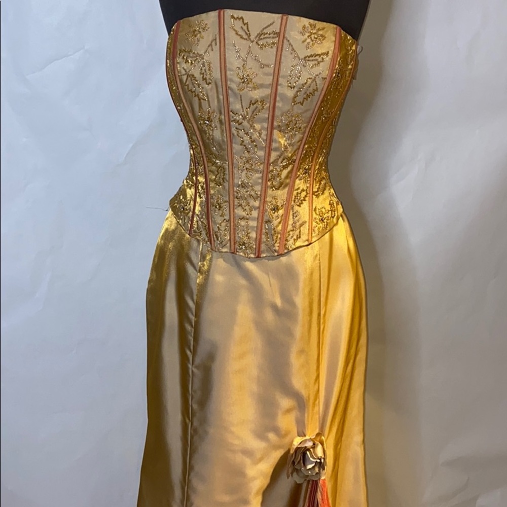 Gold gown